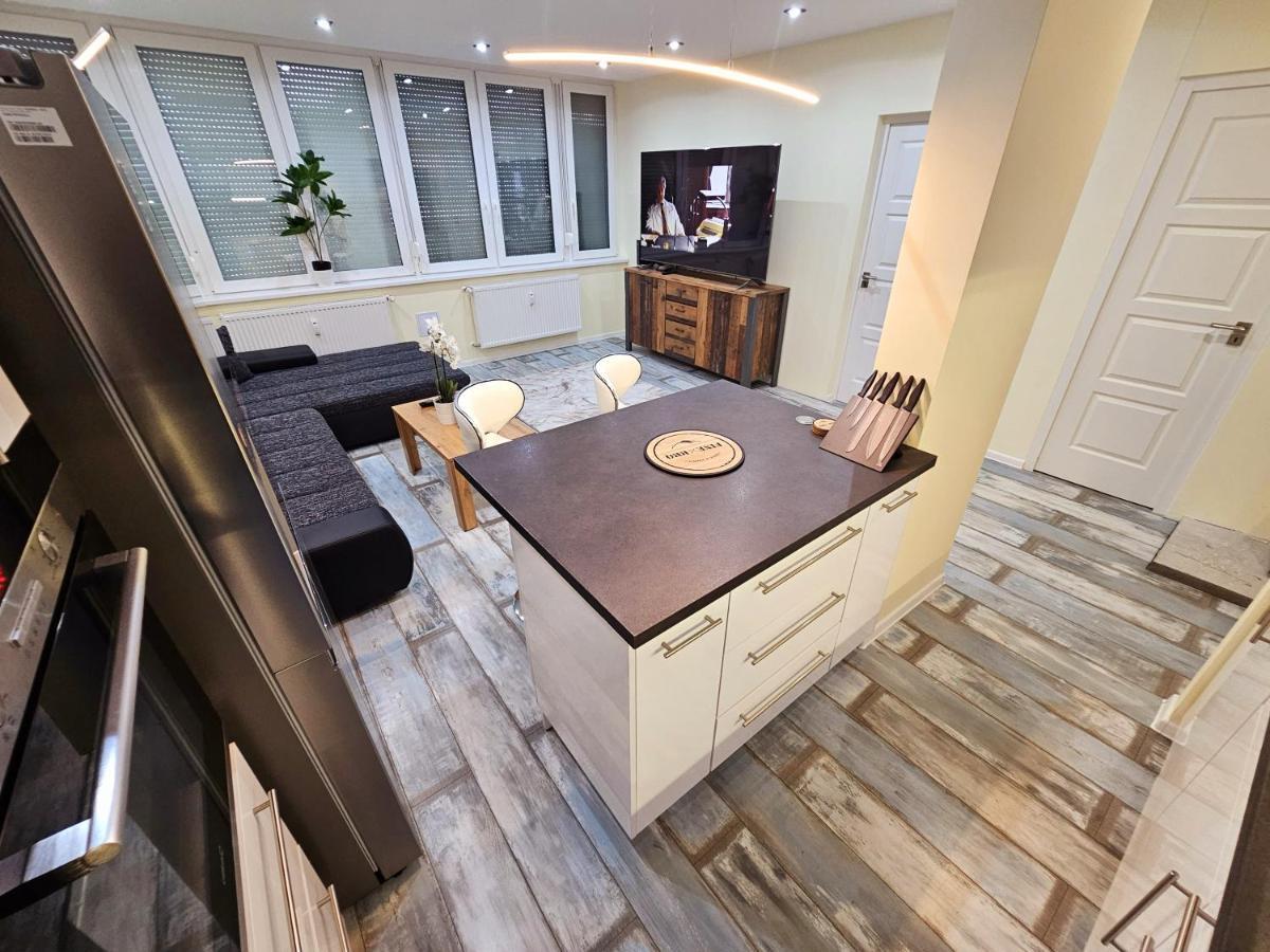 דירות Salgótarján Urban Loft מראה חיצוני תמונה