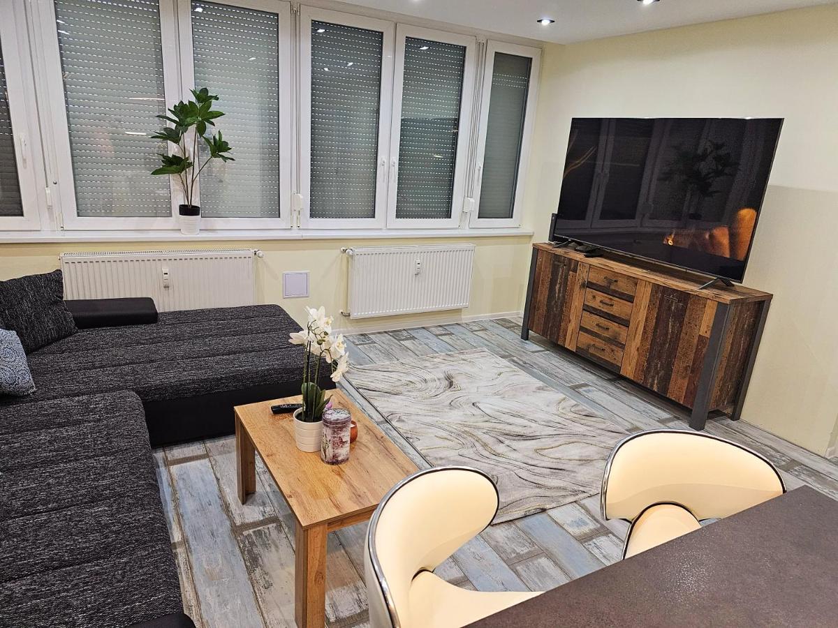 דירות Salgótarján Urban Loft מראה חיצוני תמונה