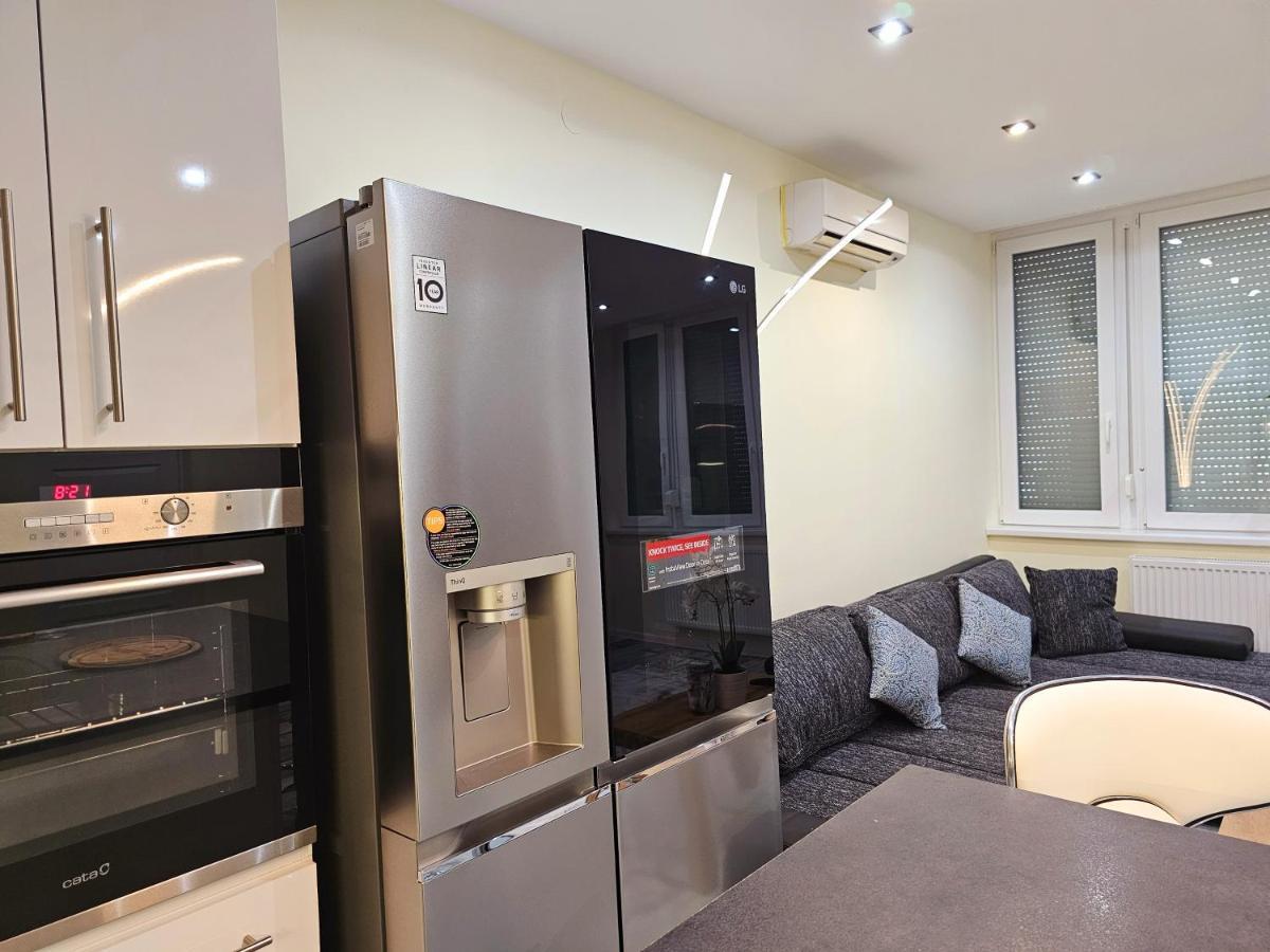 דירות Salgótarján Urban Loft מראה חיצוני תמונה