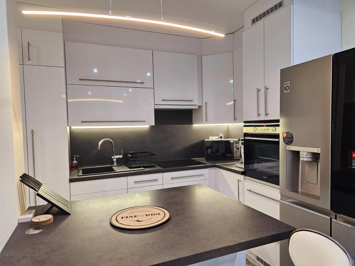 דירות Salgótarján Urban Loft מראה חיצוני תמונה