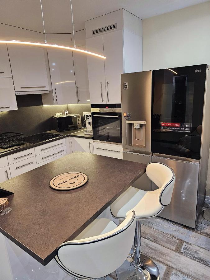 דירות Salgótarján Urban Loft מראה חיצוני תמונה