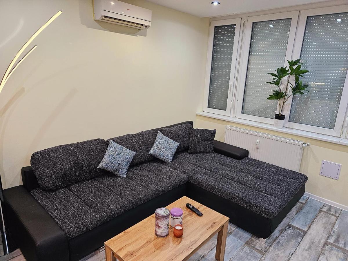 דירות Salgótarján Urban Loft מראה חיצוני תמונה